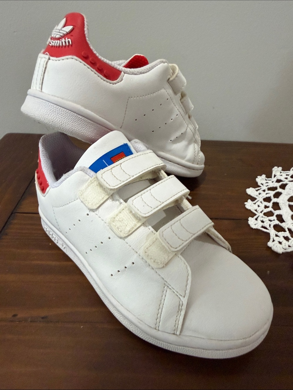adidas x LEGO Stan Smith Kids Sneakers White Red Hook Loop Size 13K